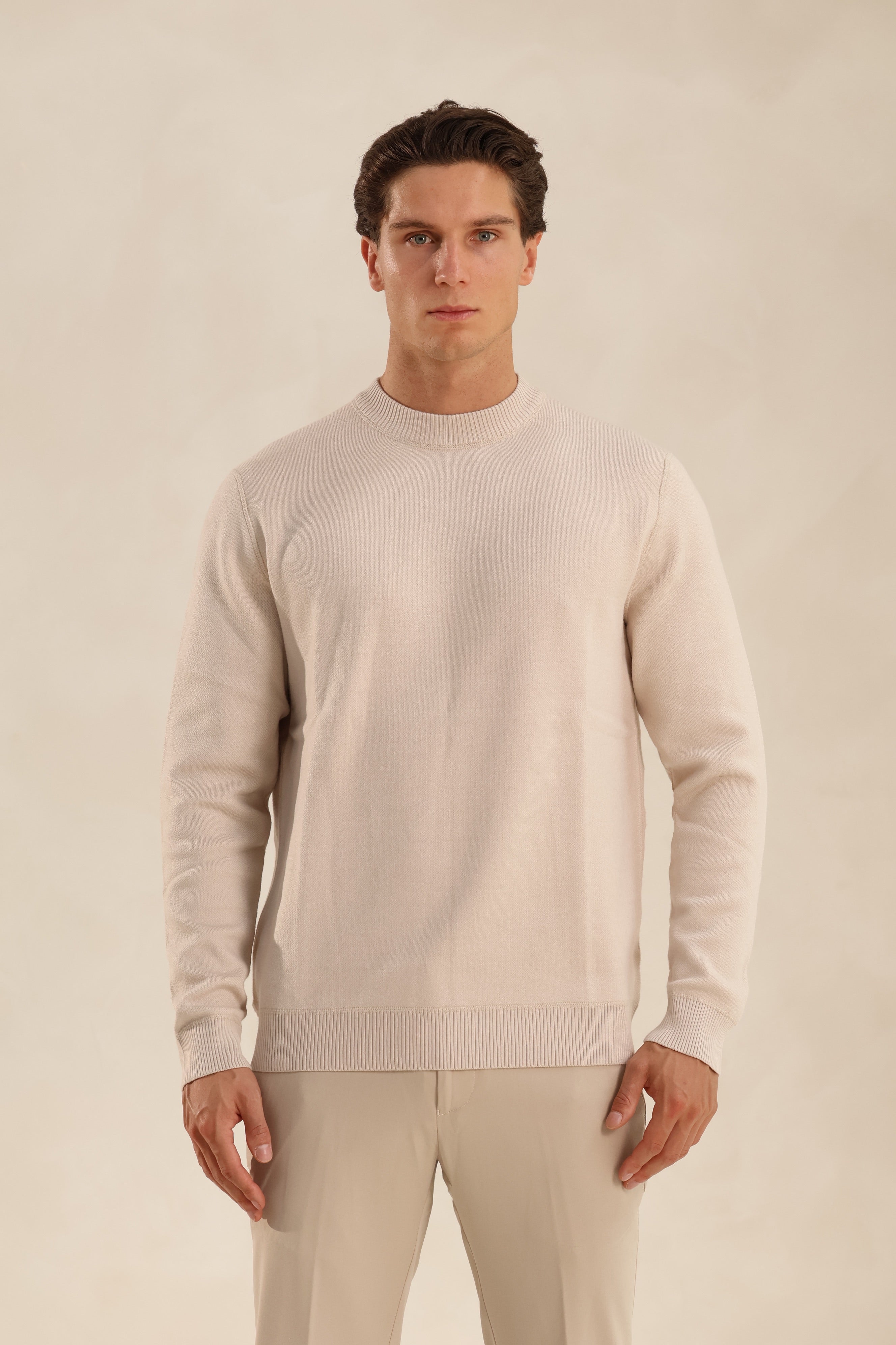 SOFT TOUCH KNIT CREWNECK