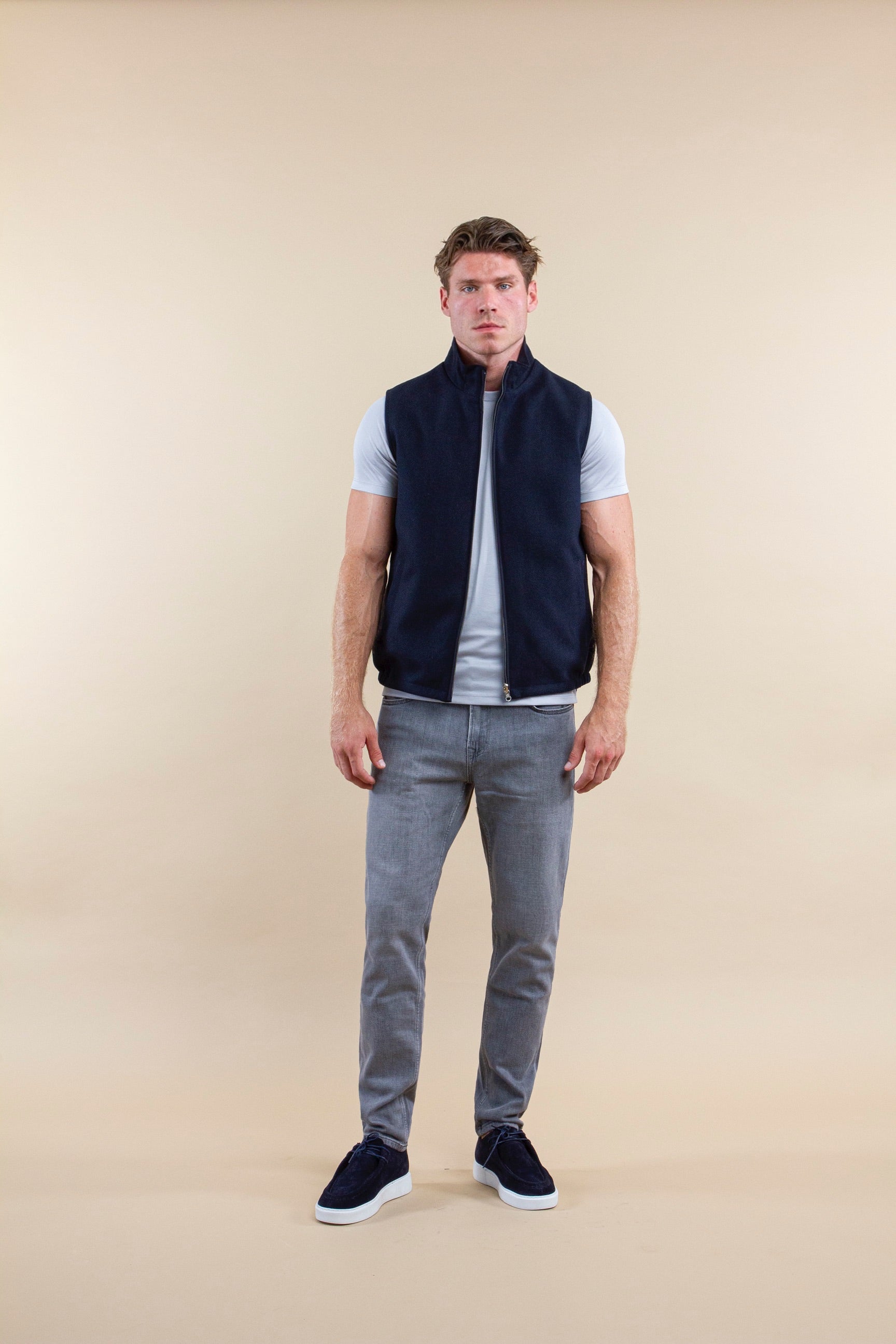 TWEEZIJDIGE SUÈDE BODYWARMER