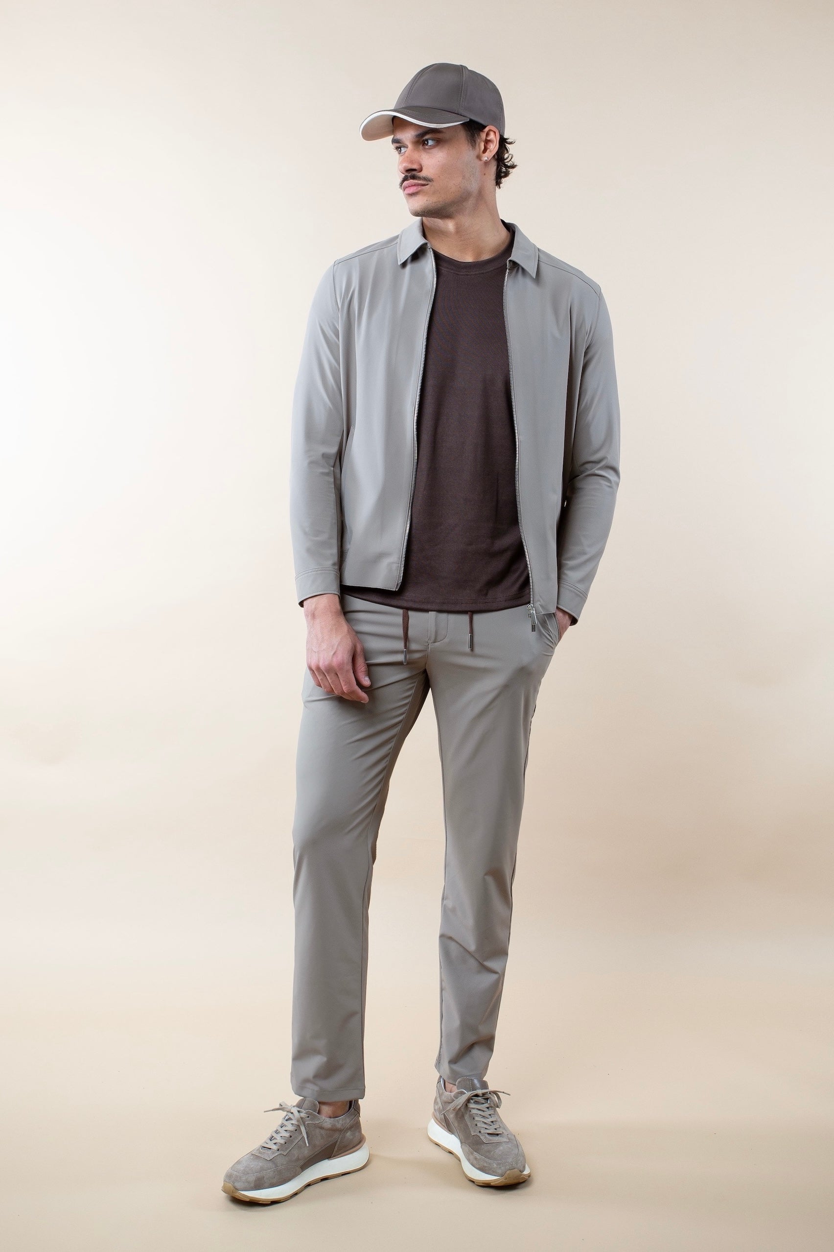 TECH POLO STRETCH SUIT