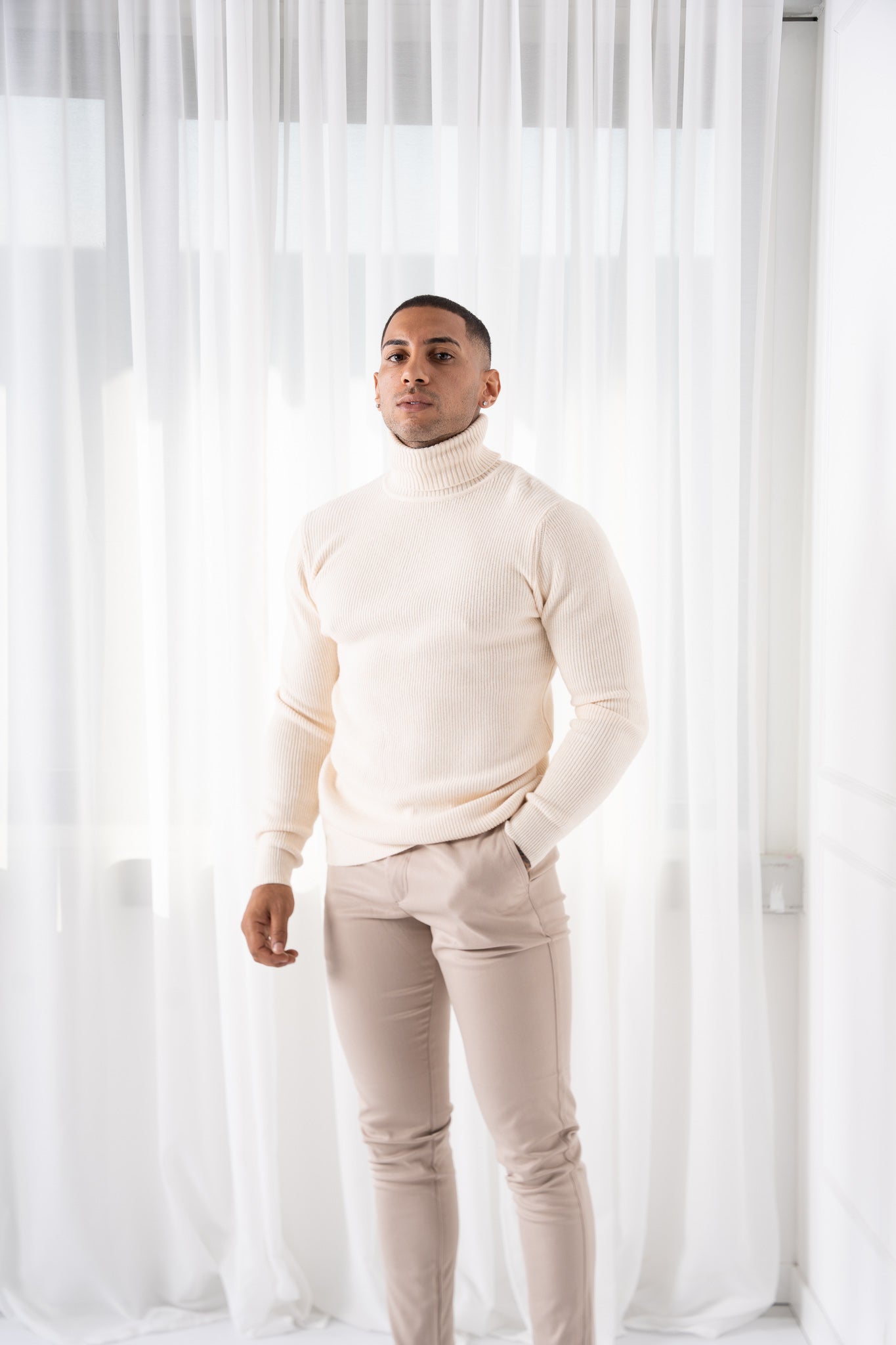 WOOL ribgebreide coltrui