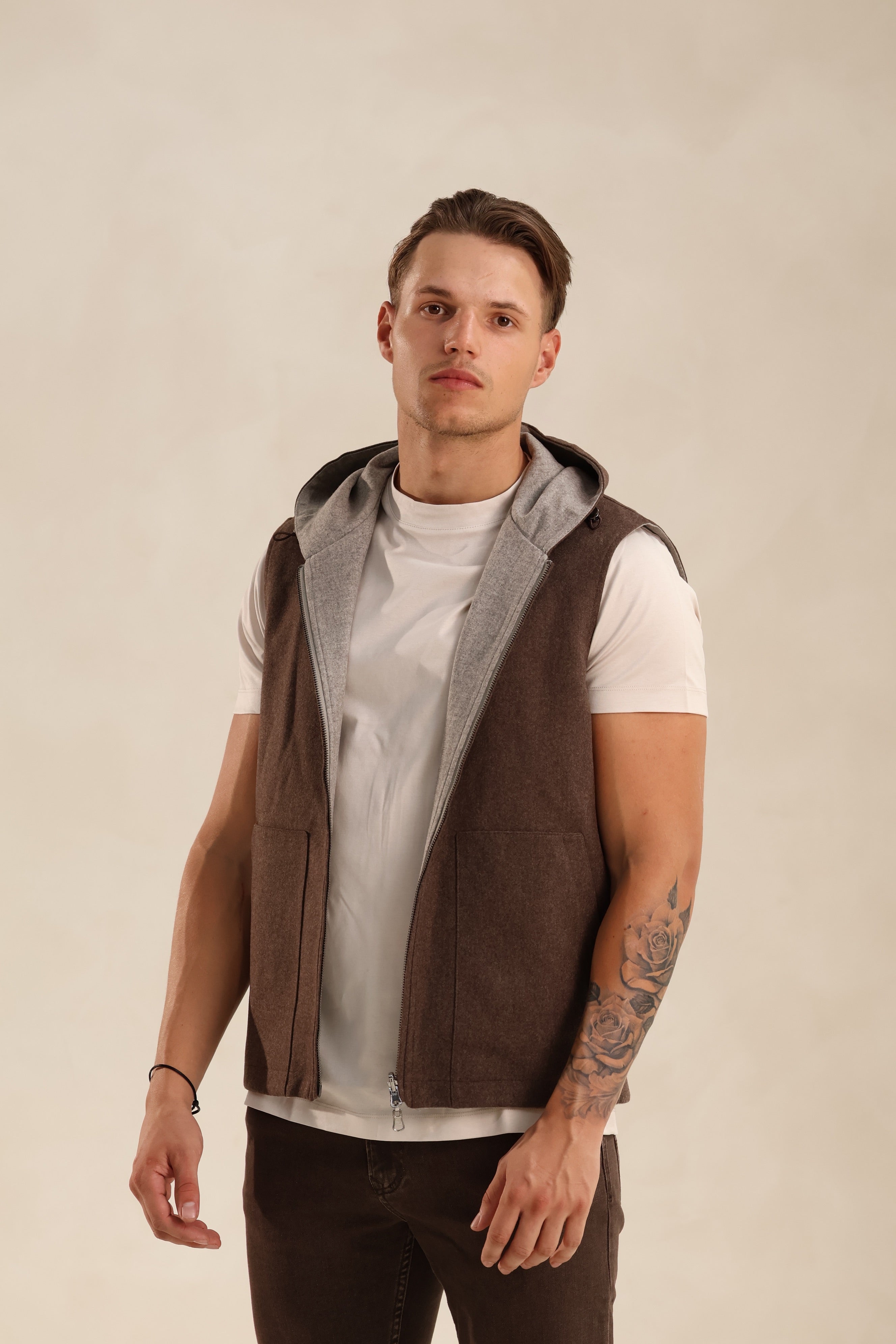 TWEEZIJDIGE WOOL BODYWARMER