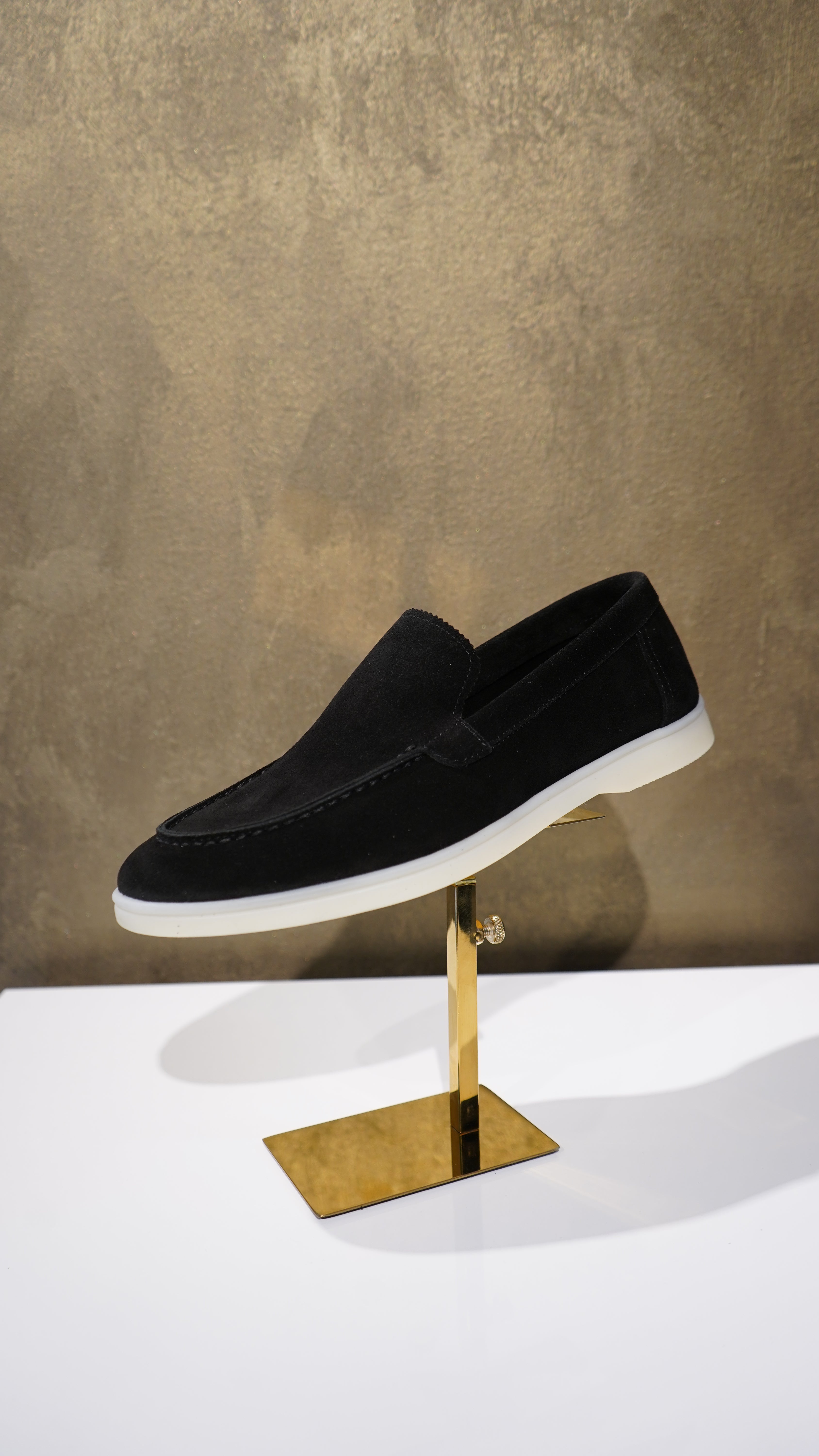 SLIP-ON BOAT LOAFERS