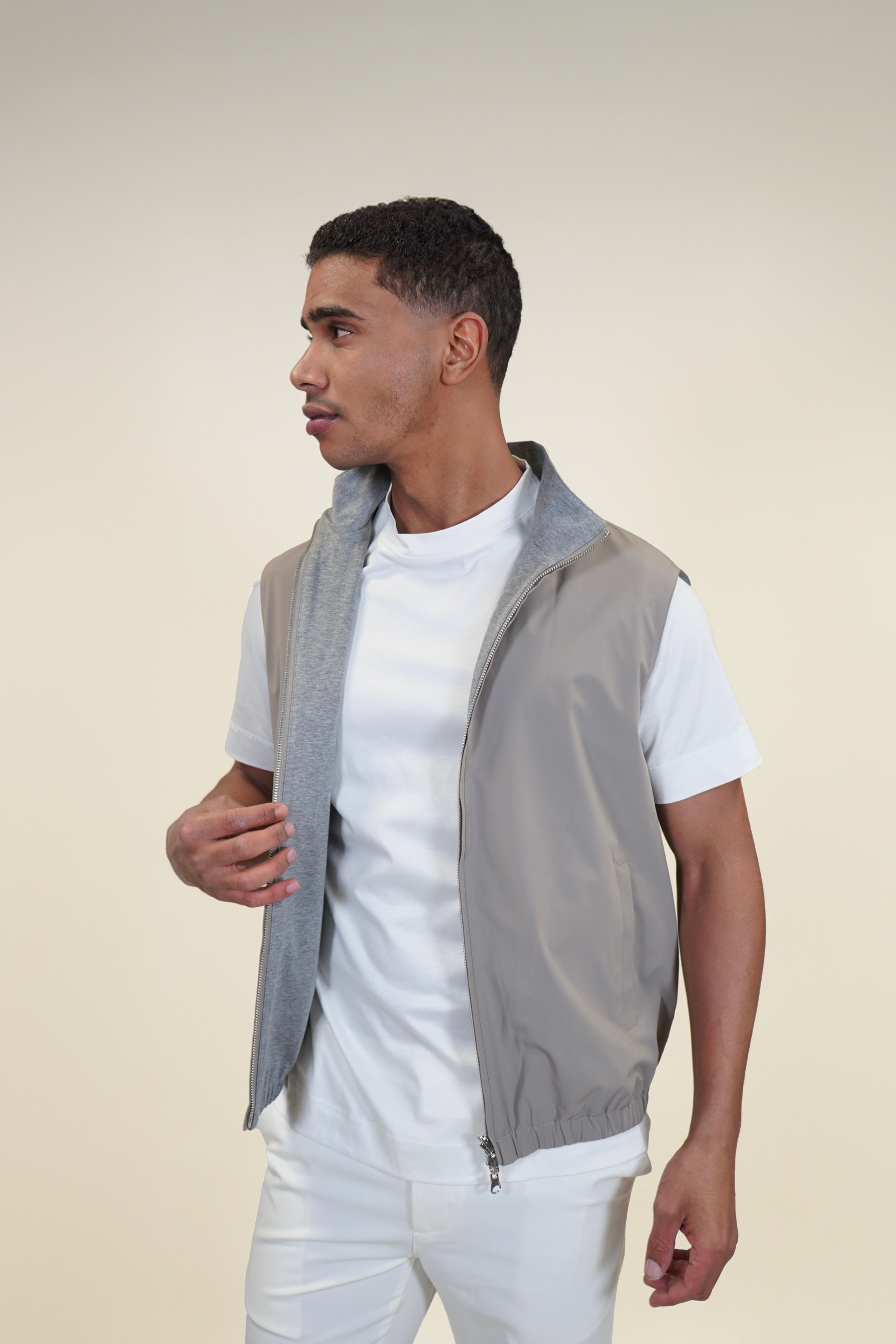 TWEEZIJDIGE JOGGER BODYWARMER